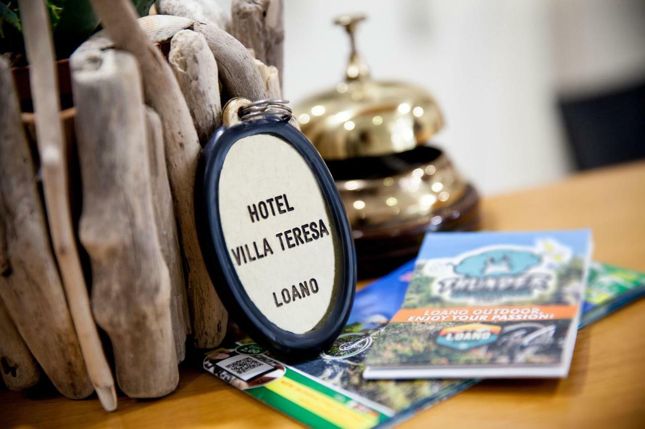 Hotel Villa Teresa Loano Bagian luar foto